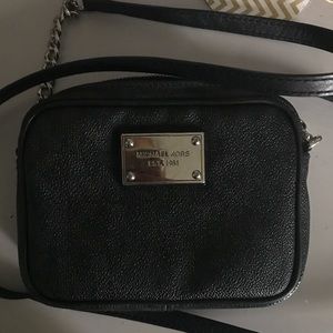Micheal Kors Mini Crossbody